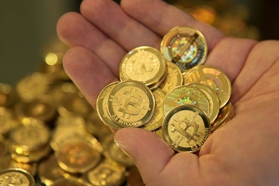 Phản ứng trước hiện tượng Bitcoin 